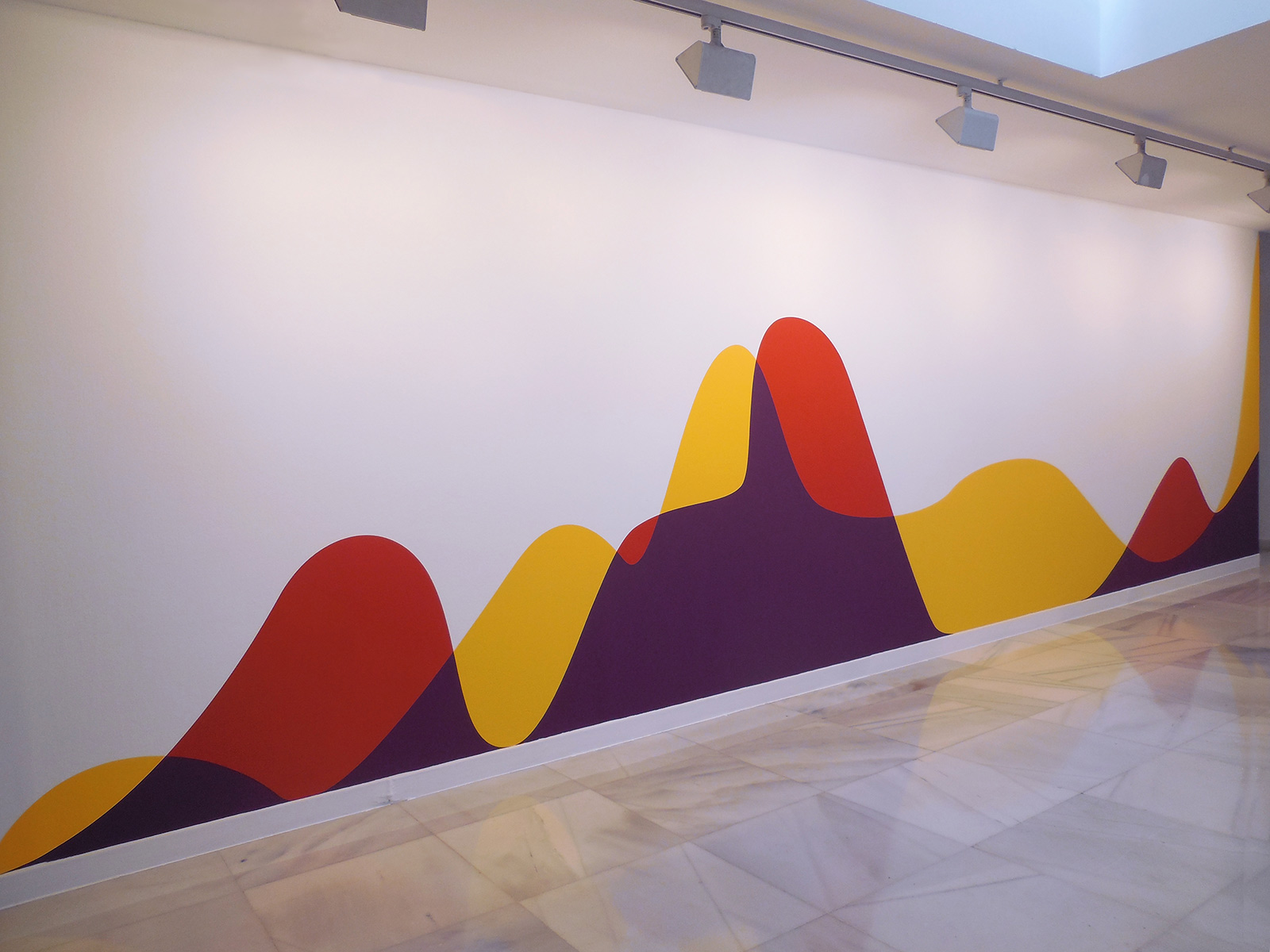 «Clara Muñoz's Curriculum Vitae. Publications and exhibitions 1996-2016», Ecological painting on wall, 254 x 820 cm, PSJM, 2016